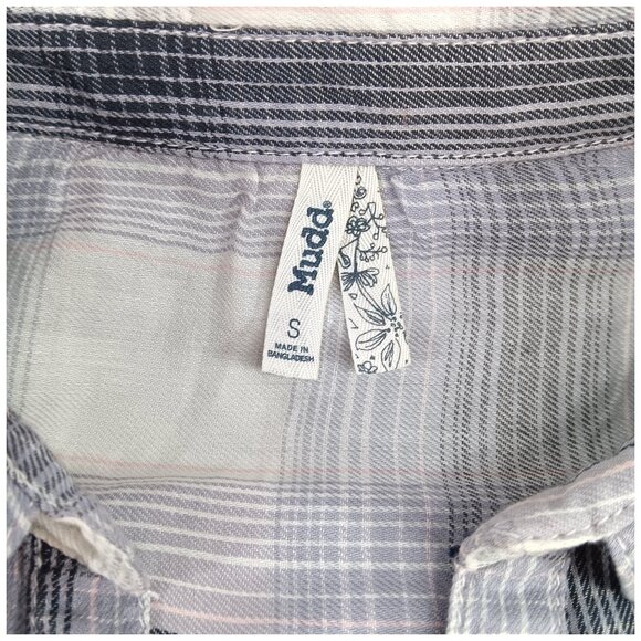 MUDD-Women's-Plaid-Gray-Black-Pink-SMALL-pullover-V Neck-Long Sleeve-Pockets - Picture 5 of 16